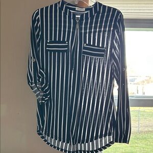 Chic Striped Button Down Shirt in Black and White